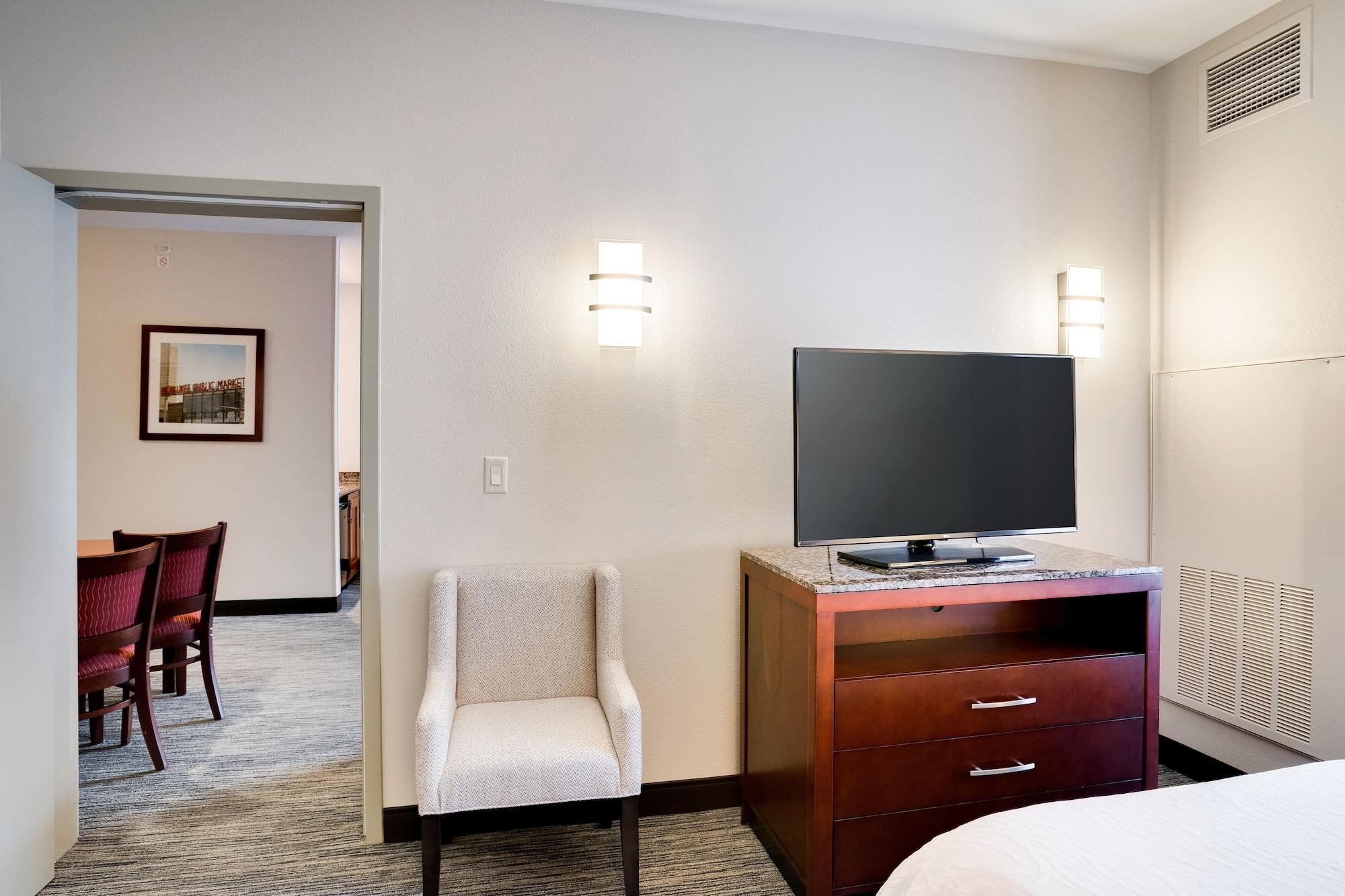 Hilton Garden Inn Milwaukee Airport Buitenkant foto