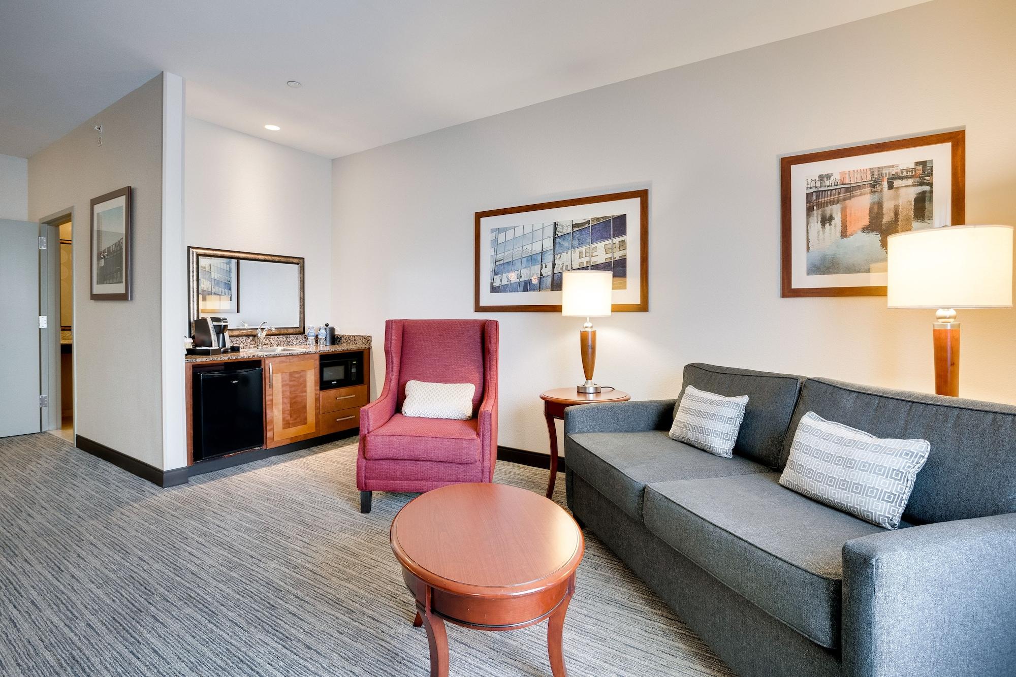 Hilton Garden Inn Milwaukee Airport Buitenkant foto