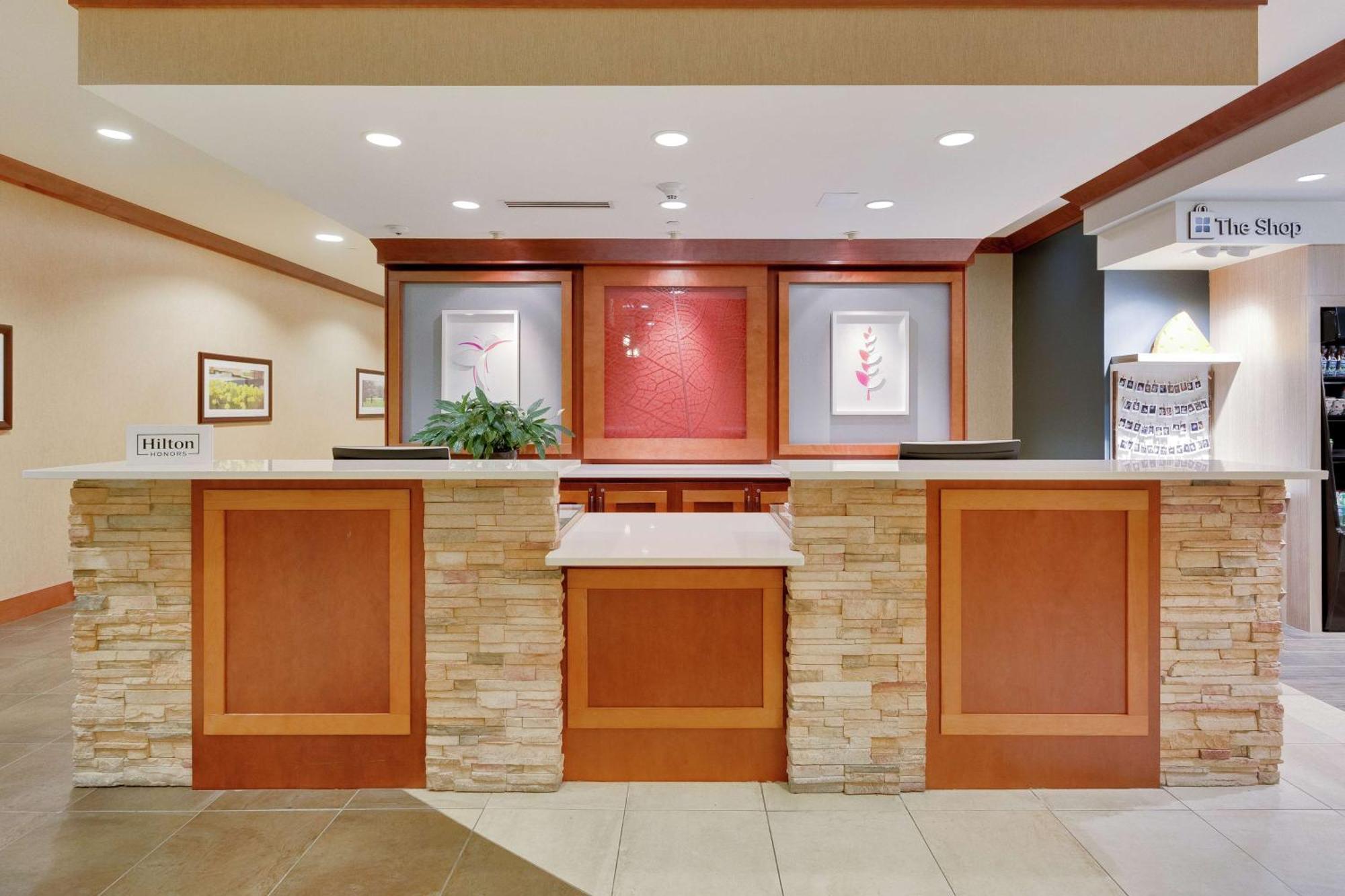 Hilton Garden Inn Milwaukee Airport Buitenkant foto
